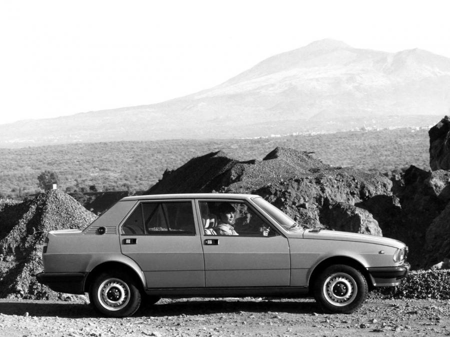  Alfa Romeo Giulietta (116) 1977 года  (фото 19 из 19)